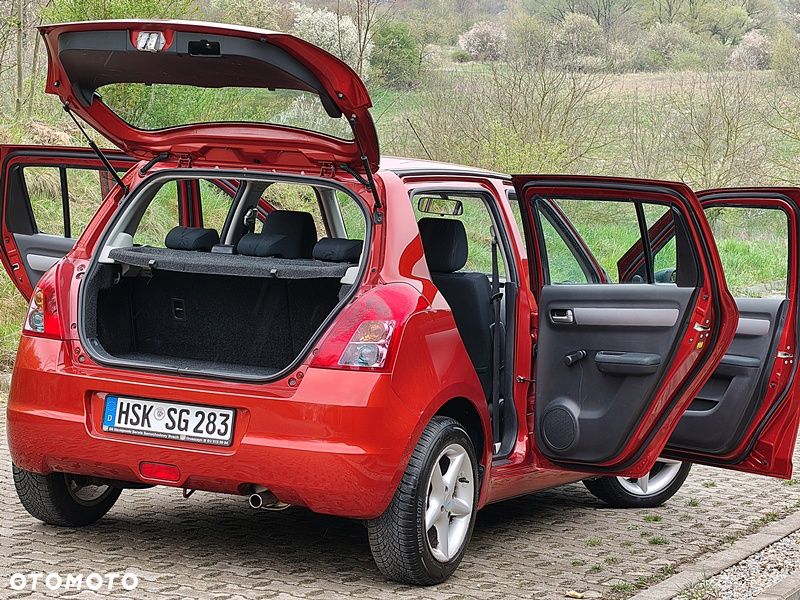 Suzuki Swift 1.3 GS / Premium - 39