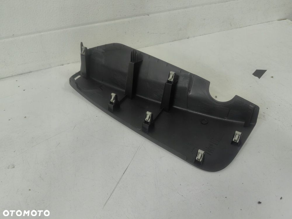 OSŁONA PASA TYŁ LEWA RENAULT MEGANE IV KOMBI 887508064r 16-24r - 2