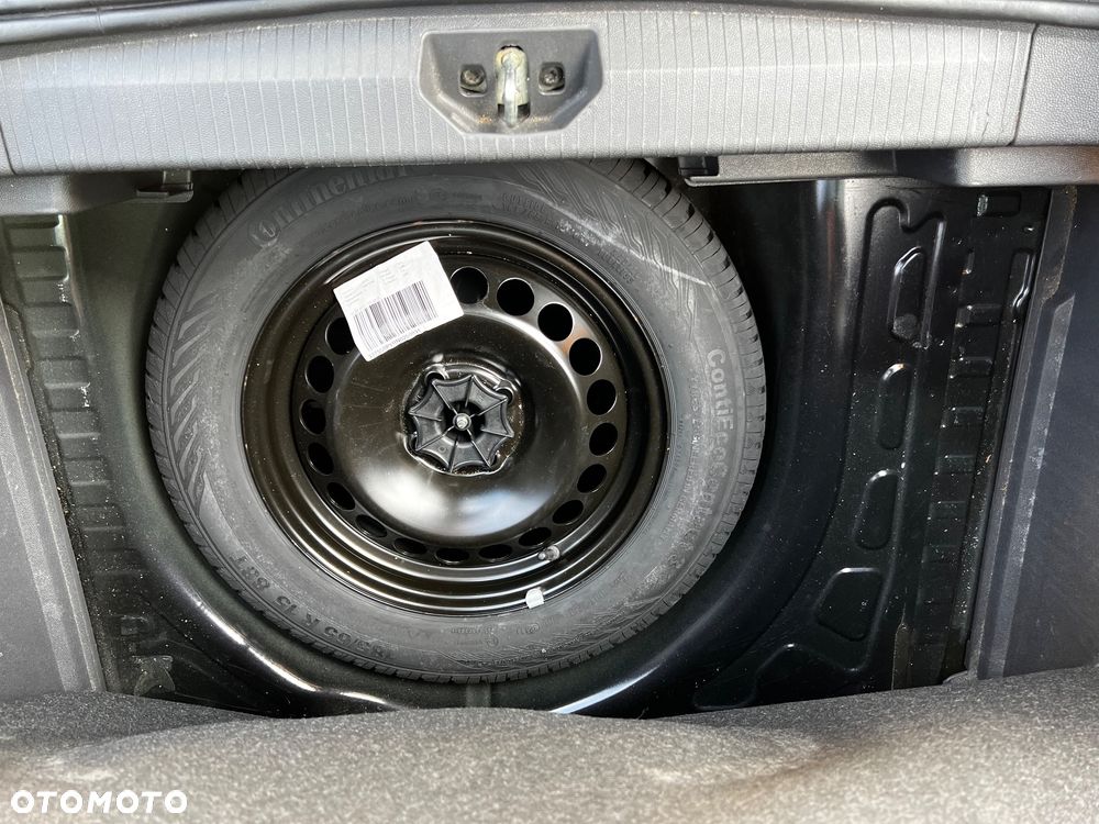 Opel Corsa 1.4 16V Satellite - 20