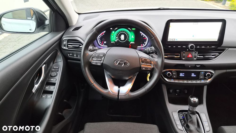 Hyundai i30 1.5 T-GDI 48V-Hybrid DCT N-Line - 11