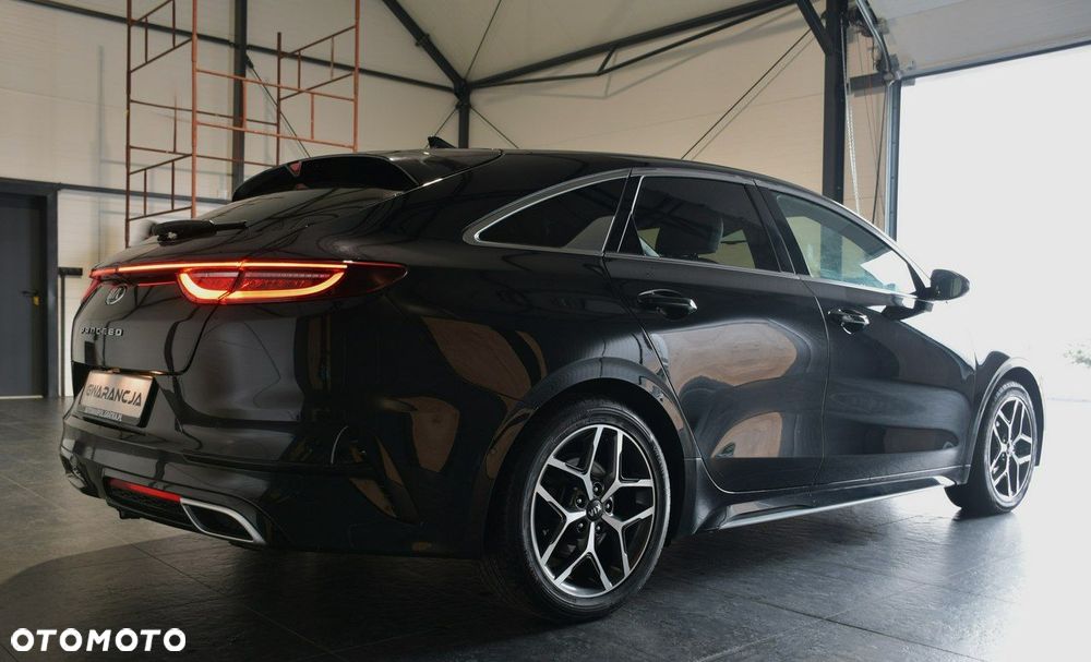Kia ProCeed 1.6 CRDi GT Line DCT - 10