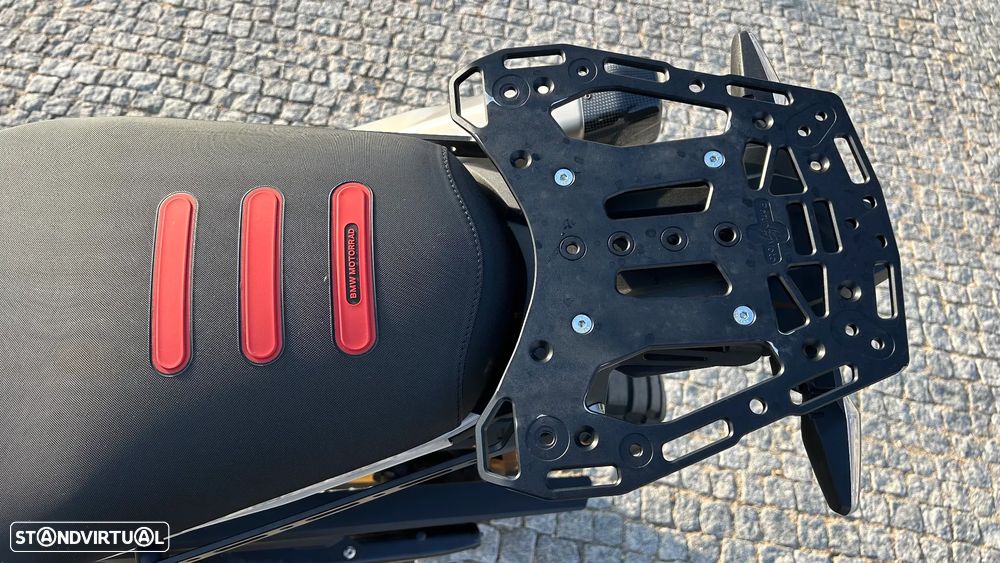 BMW F 900 GS Lightwhite / Racing Blue Metalizado (Versão GS Trophy) - 5