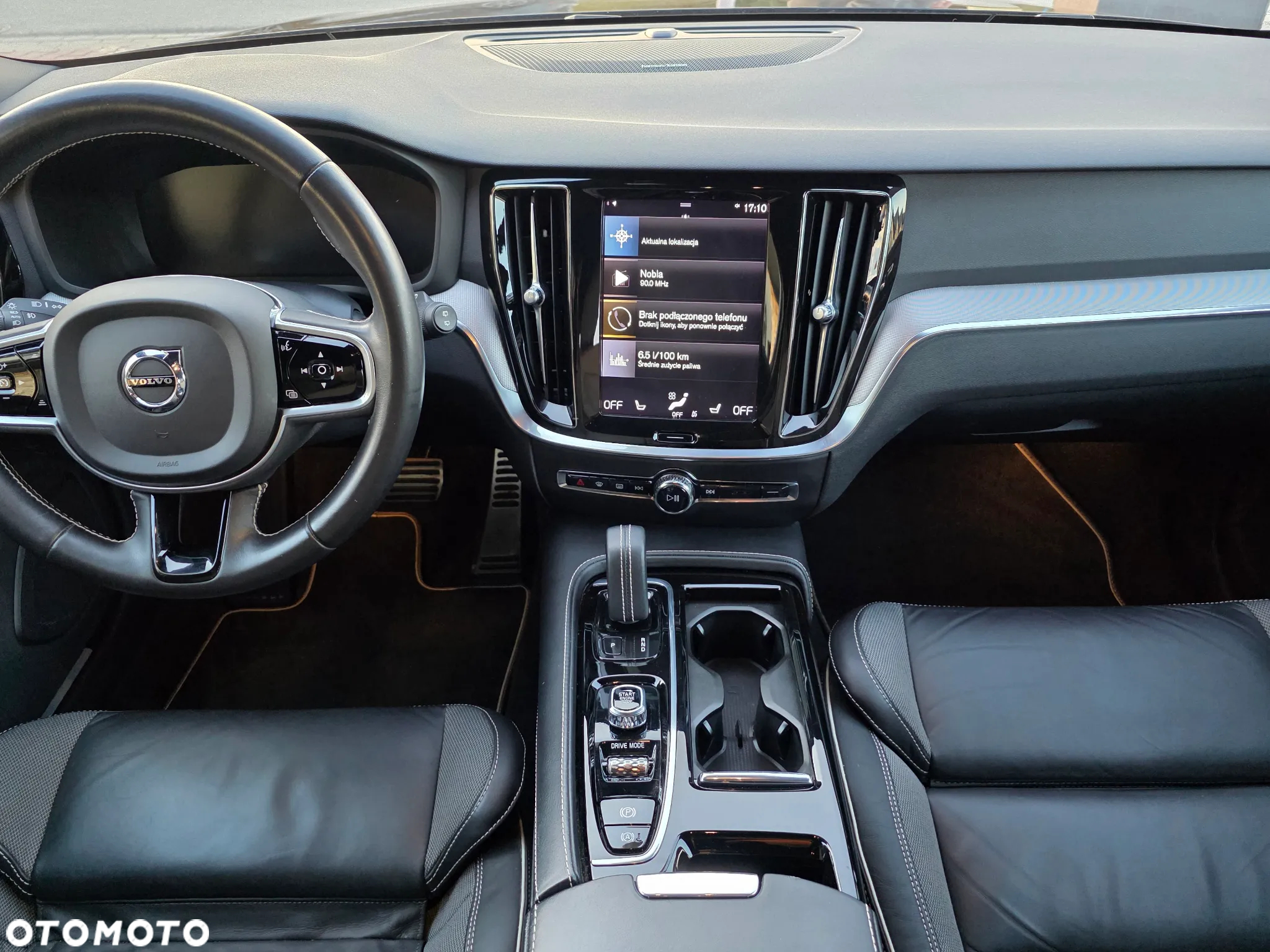 Volvo V60 T6 AWD Recharge Geartronic RDesign - 19