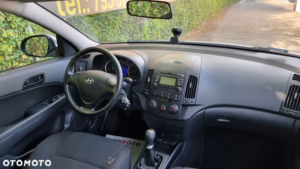Hyundai i30 1.6 CRDi Premium - 10