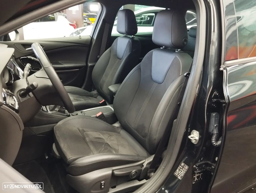 Opel Astra Sports Tourer 1.2 T GS Line S/S - 16