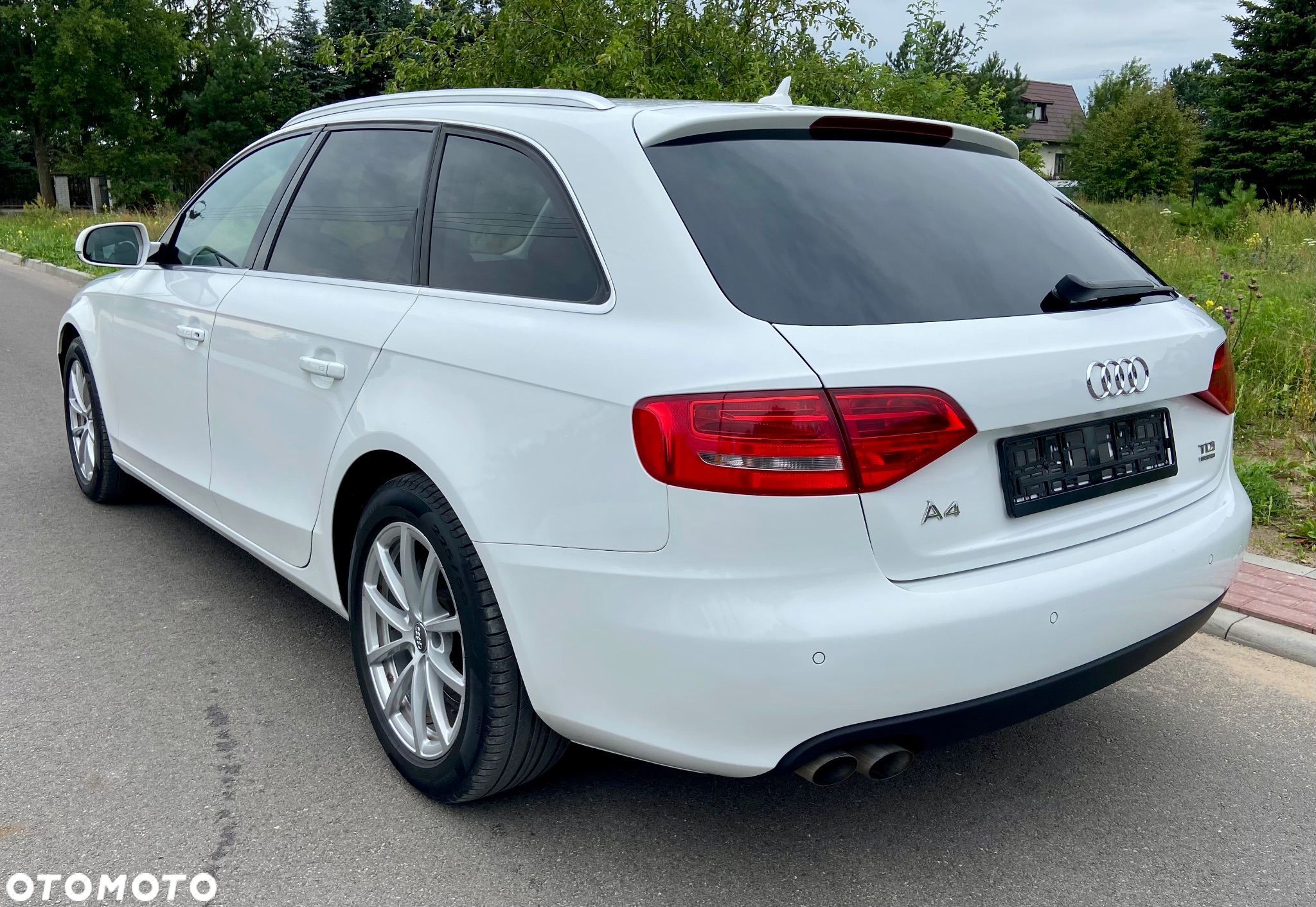 Audi A4 2.0 TDI DPF quattro Attraction - 3