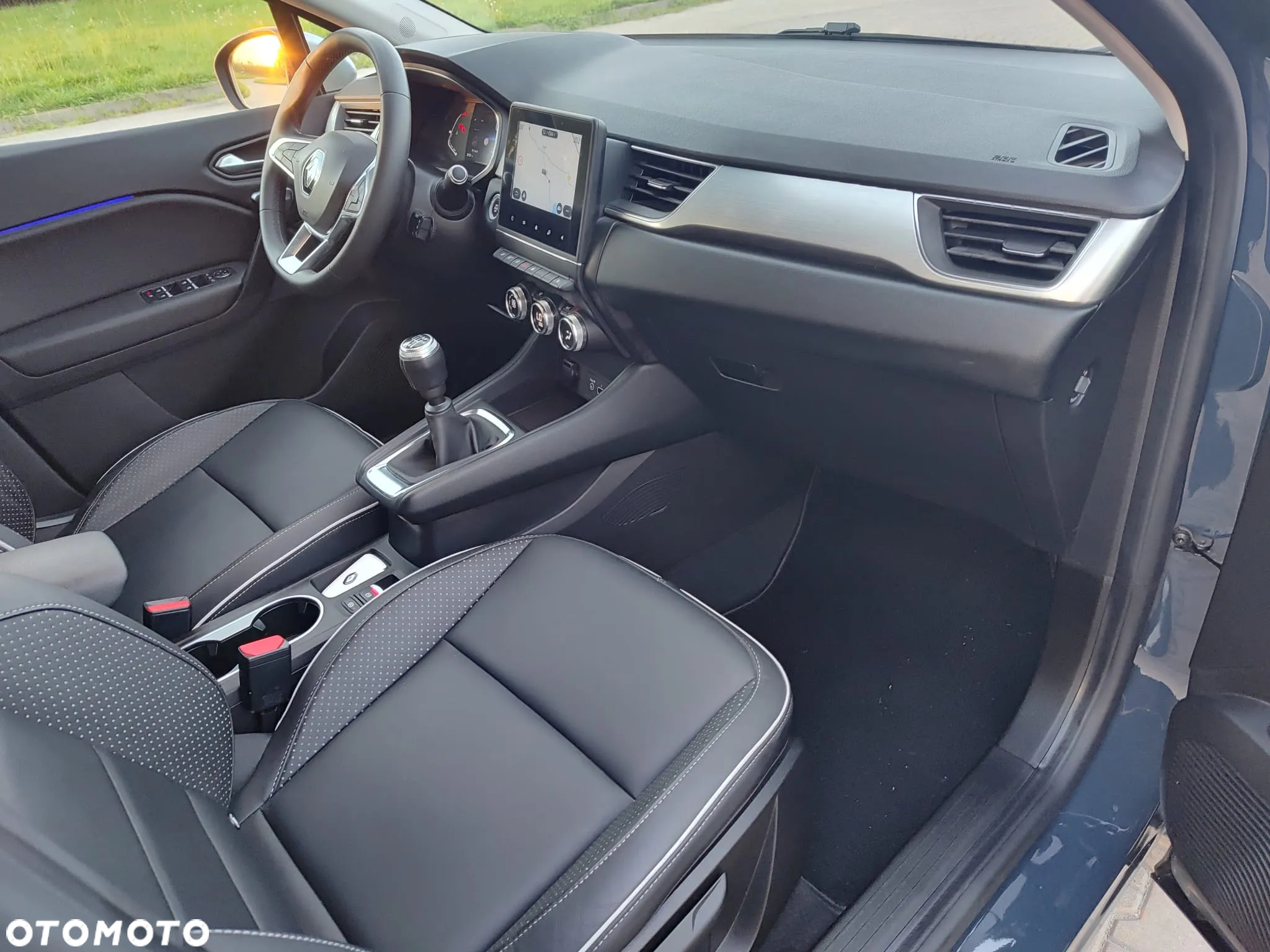 Renault Captur 1.3 Energy TCe FAP Intens - 17