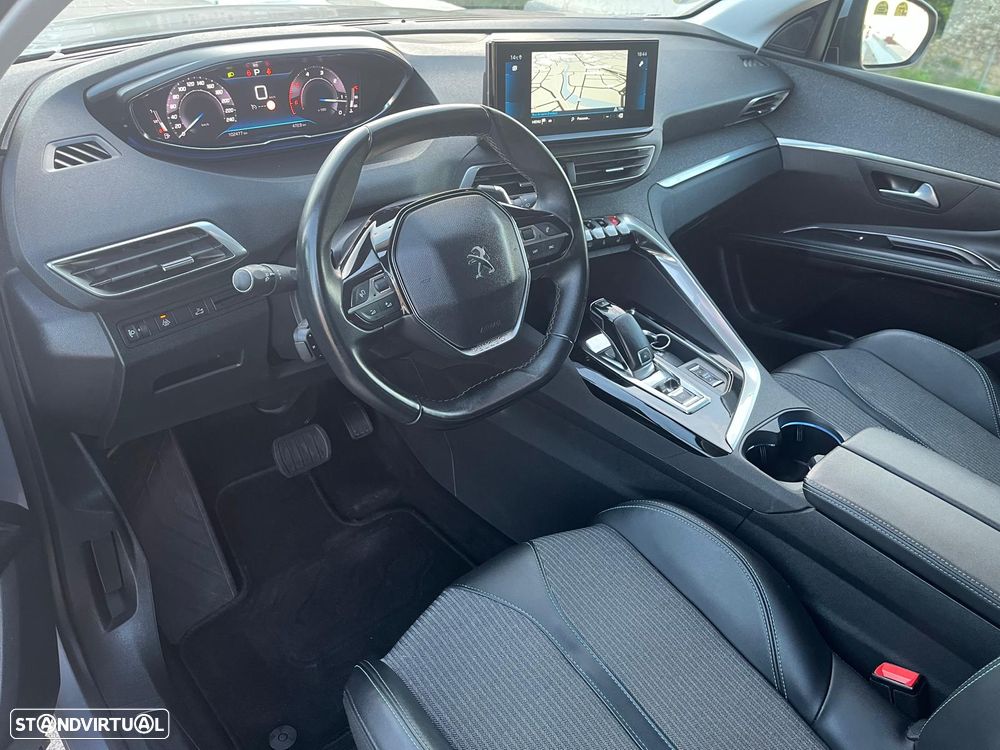 Peugeot 5008 BlueHDI 130 EAT8 Allure - 17