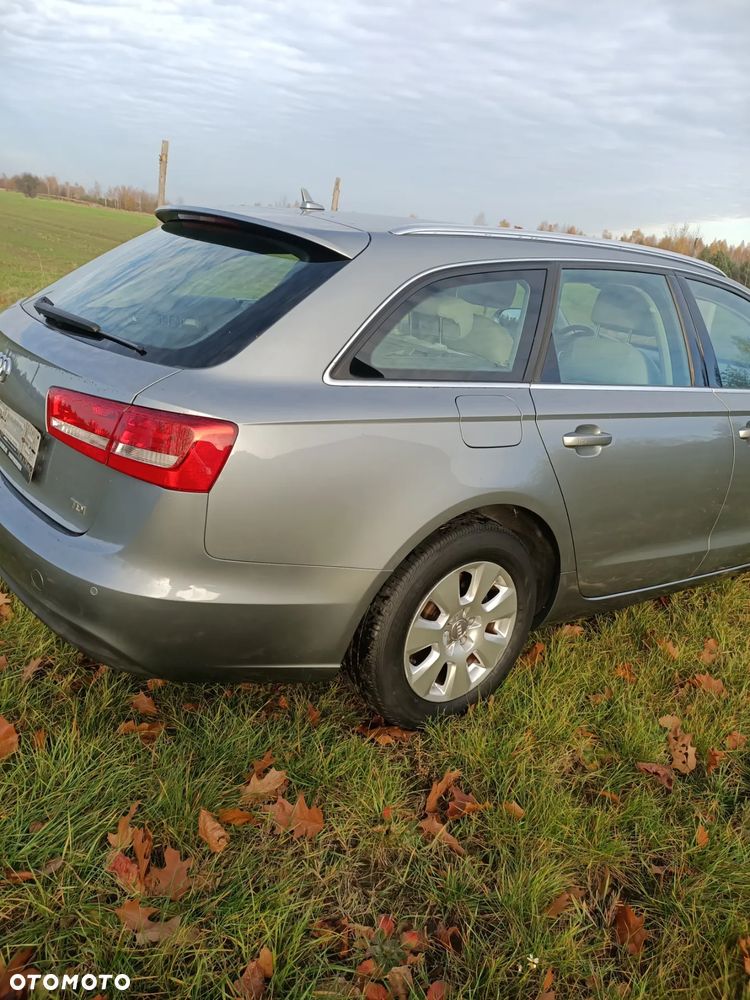 Audi A6 Avant - 10