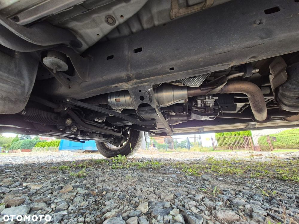 Toyota Sequoia - 12