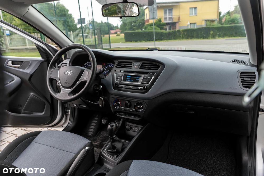 Hyundai i20 1.2 Select - 26