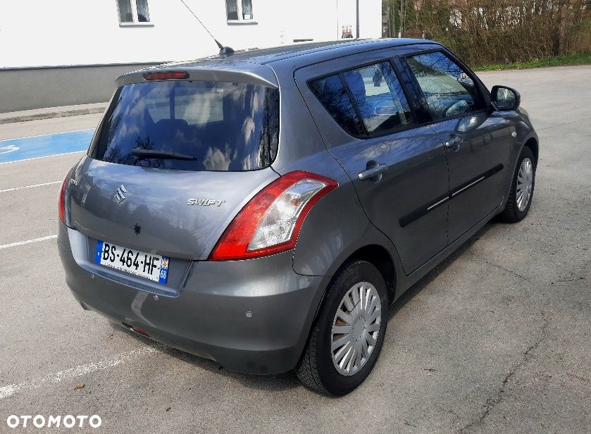 Suzuki Swift 1.2 Premium - 5