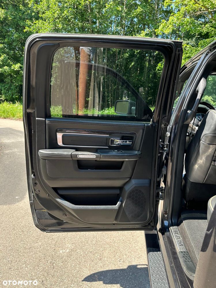Dodge RAM 5.7 4x4 - 16