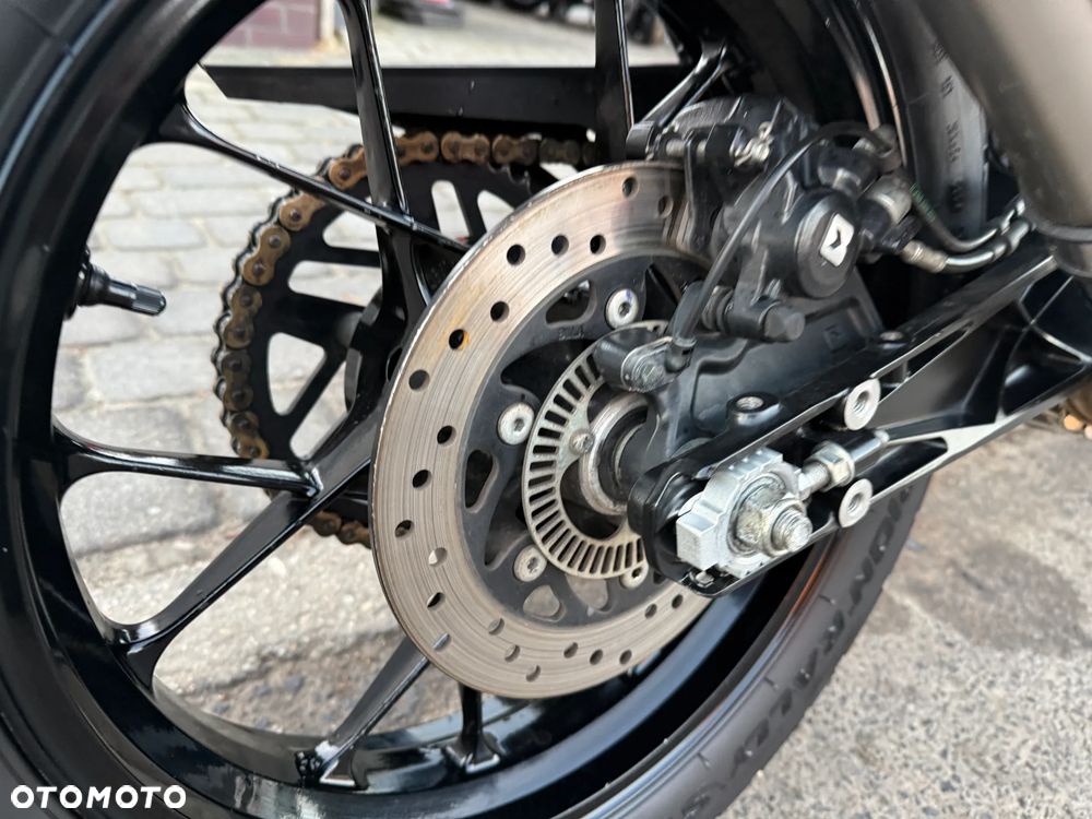 KTM Adventure - 29
