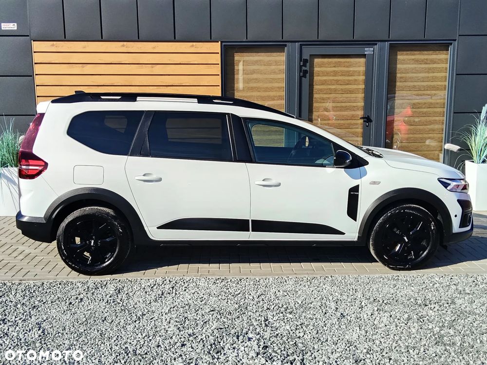 Dacia Jogger TCe 110 Extreme - 33