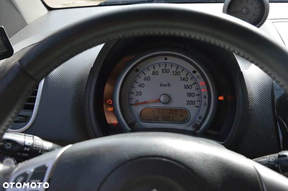 Suzuki Splash - 11