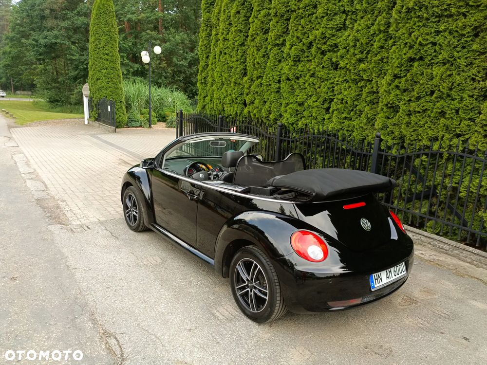 Volkswagen New Beetle 1.6 - 4