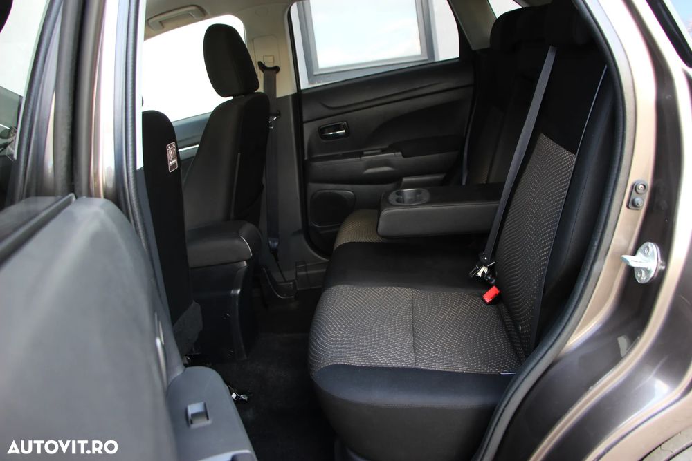 Mitsubishi ASX 1.8 DI-D 2WD Intense - 7