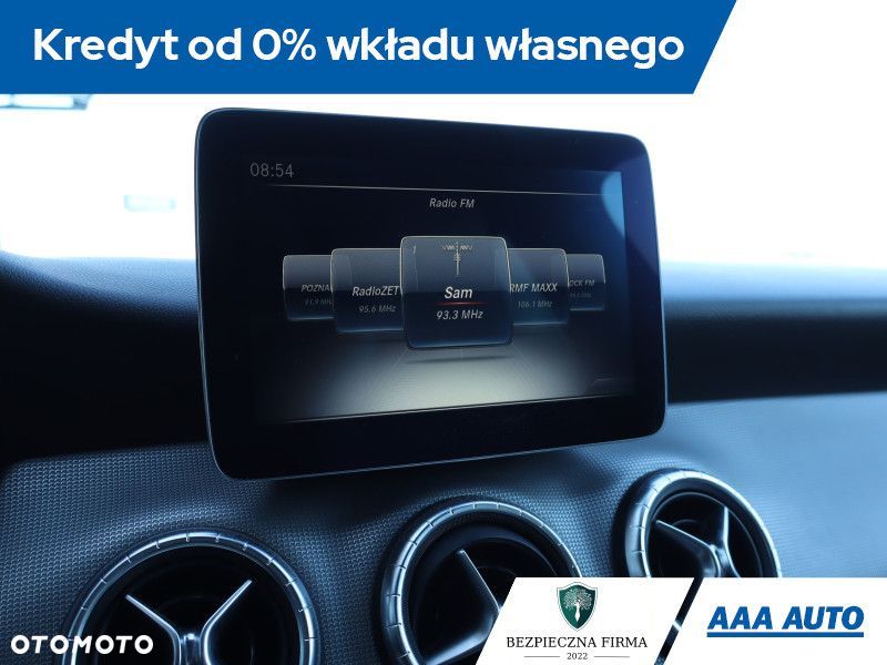 Mercedes-Benz CLA - 14