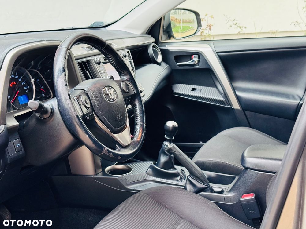 Toyota RAV4 2.0 D-4D Premium 4x2 - 25