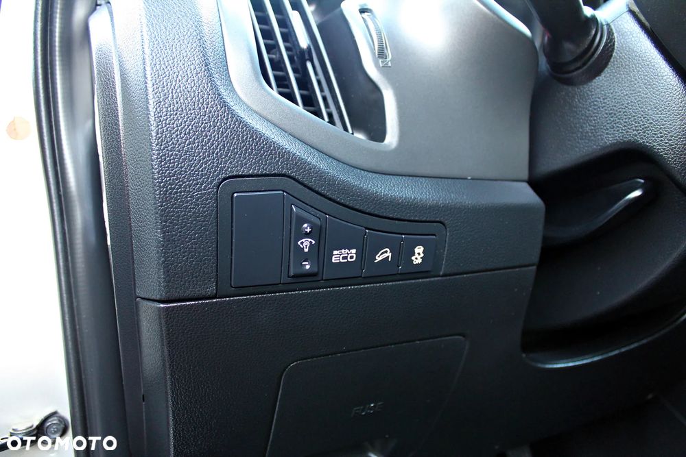 Kia Sportage 2.0 CRDI 184 4WD Automatik Spirit - 23