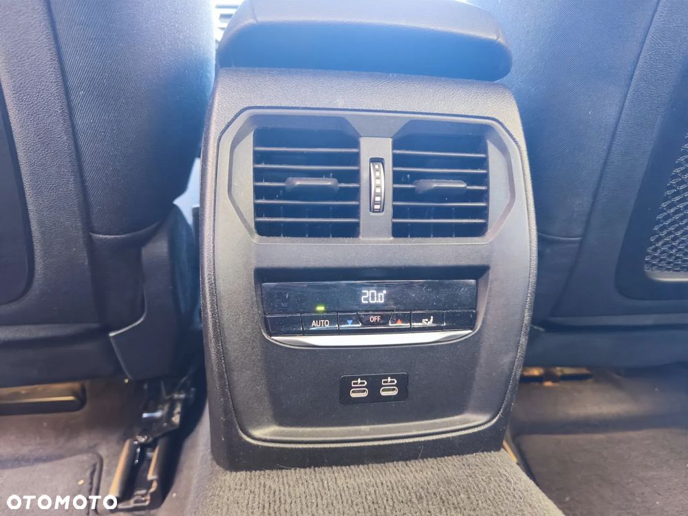 BMW Seria 3 318i Advantage - 21