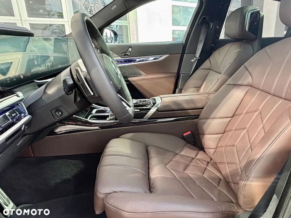BMW Seria 7 740d xDrive mHEV M Sport sport - 5