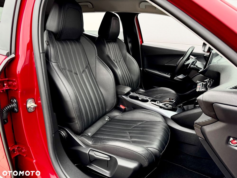 Peugeot 2008 1.5 BlueHDi Allure Pack S&S EAT8 - 29