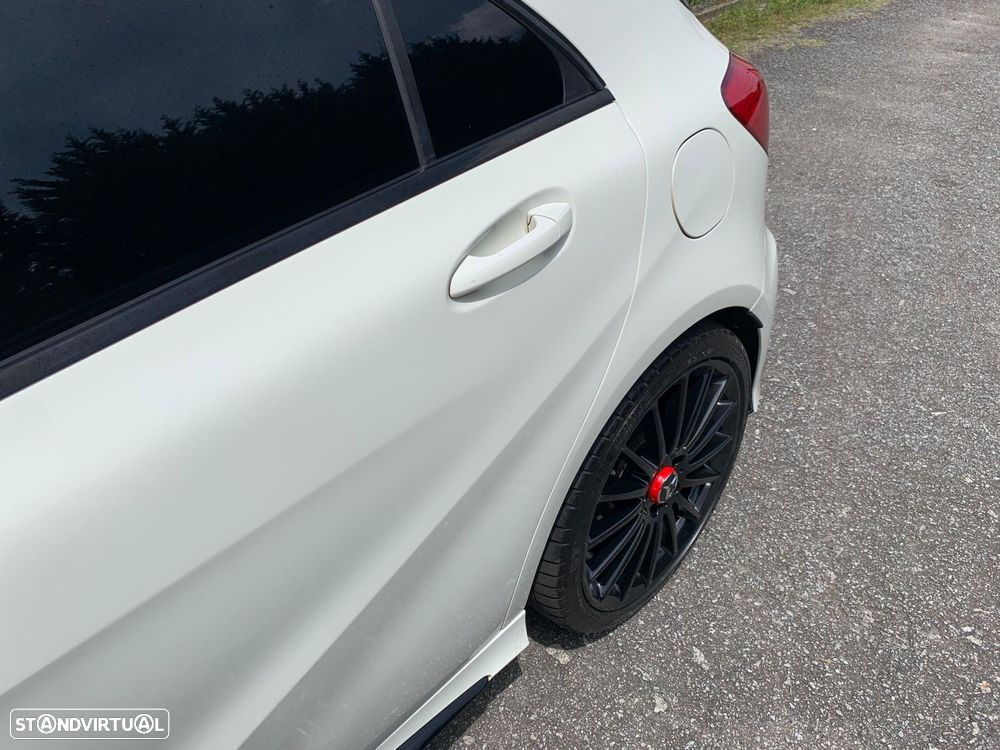 Mercedes-Benz A 45 AMG 4-Matic - 55
