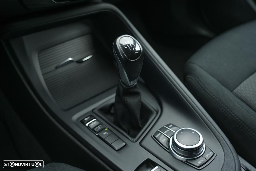 BMW X1 16 d sDrive Advantage - 12