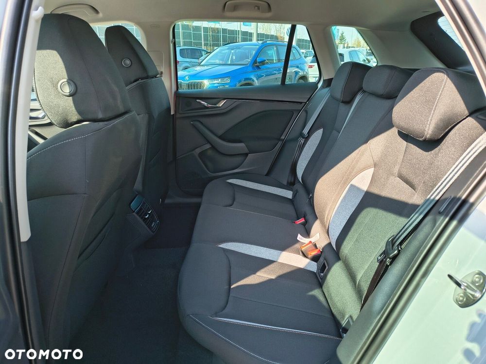 Skoda Kamiq 1.5 TSI Drive - 17