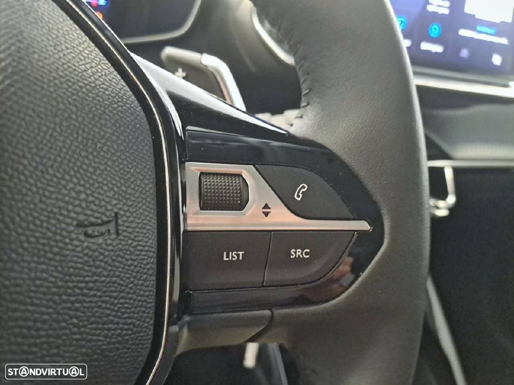 Peugeot 208 1.2 Hybrid Allure e-DCS6 - 17
