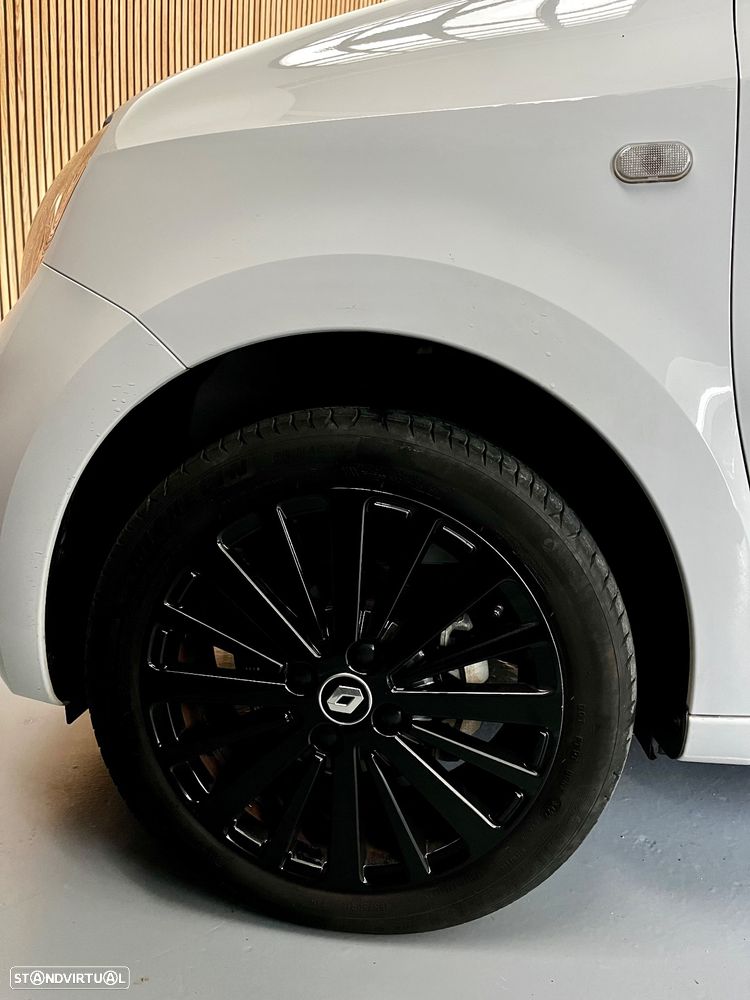 Renault Twingo E-Tech. 22 Urban Night - 24