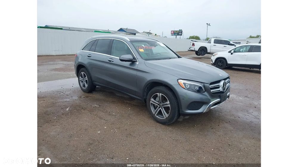 Mercedes-Benz GLC - 1