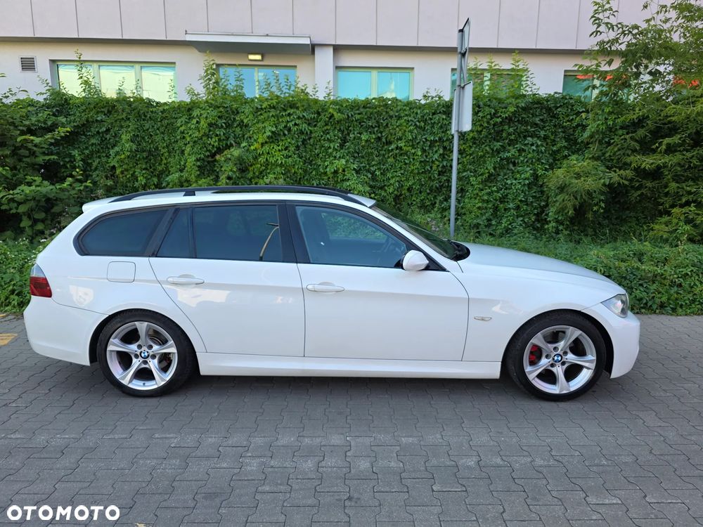 BMW Seria 3 320i Edition Sport - 12