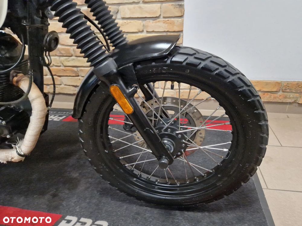 Brixton Cromwell - 13