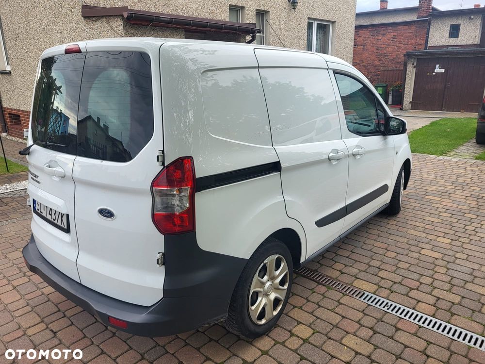 Ford Transit courier - 4