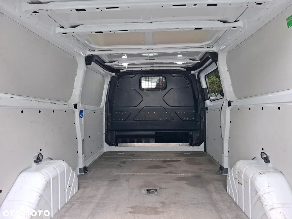 Ford Transit Custom - 23