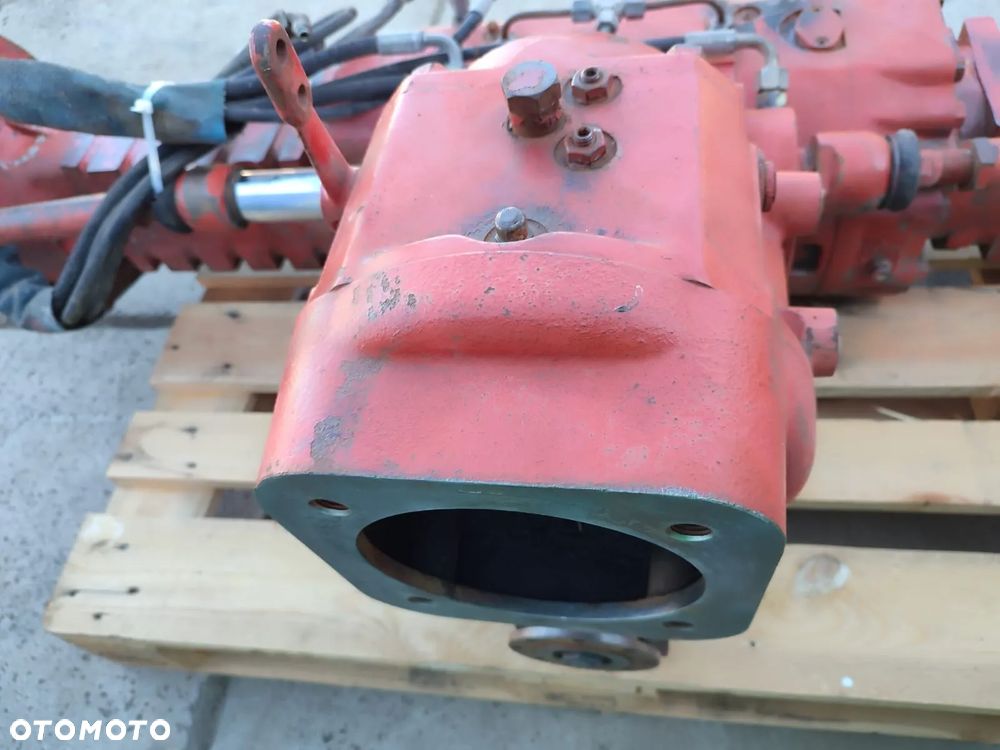 Most napędowy 544582 353/276/545-001 Manitou MVT 667T - 9