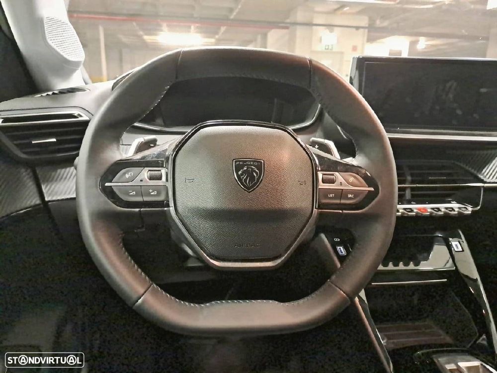 Peugeot 208 1.2 Hybrid Allure e-DCS6 - 12