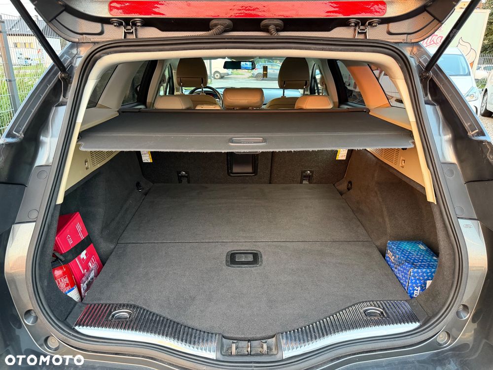 Ford Mondeo - 28