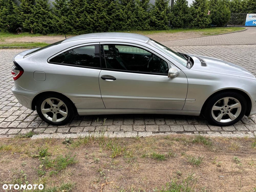 Mercedes-Benz Klasa C 180 Kompressor Starline - 4