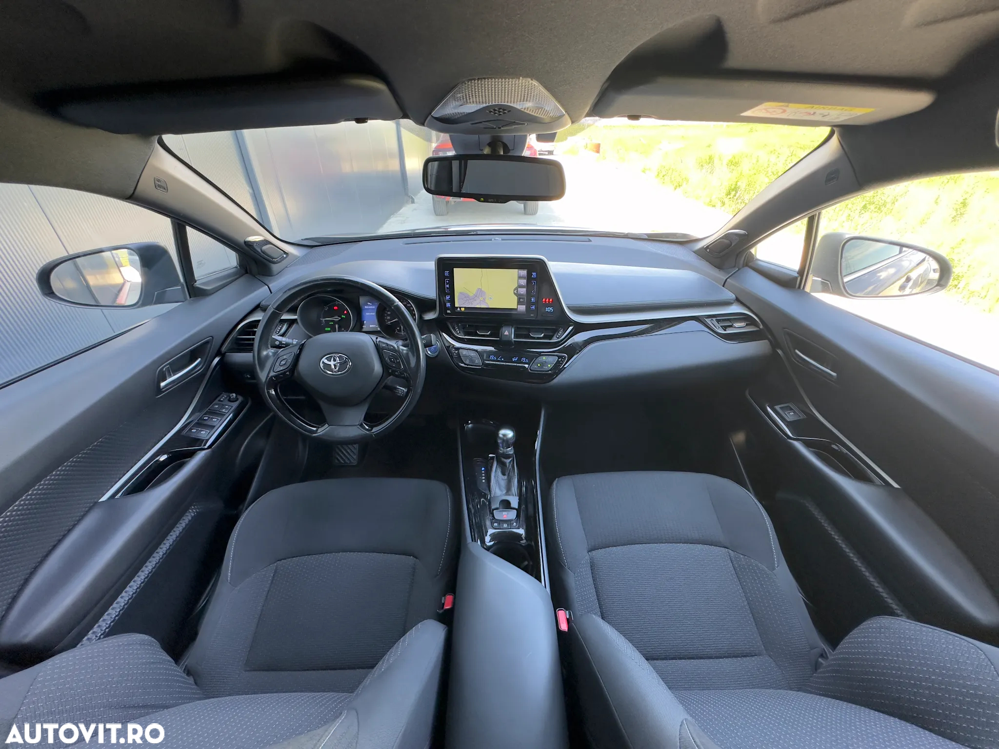 Toyota C-HR - 17