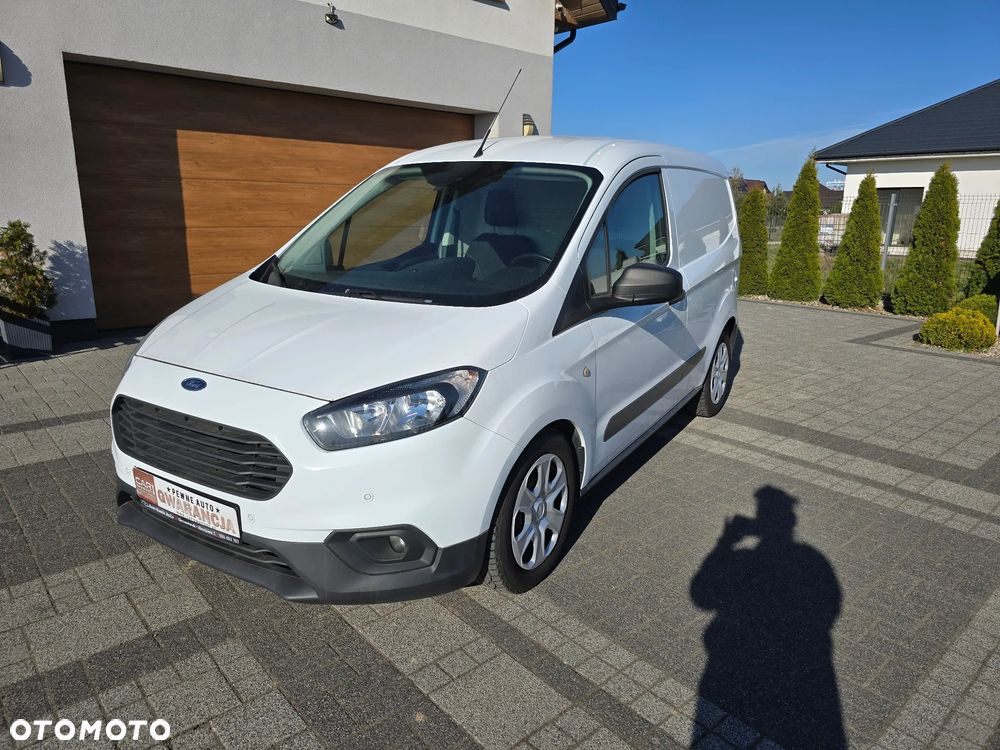 Ford Transit Courier - 2