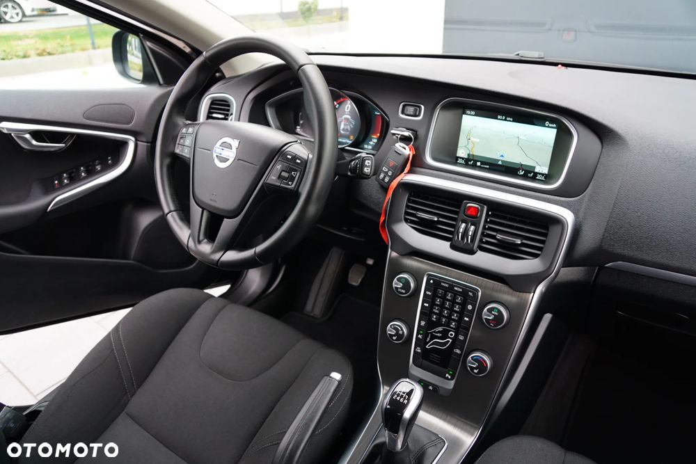 Volvo V40 D2 Linje You - 31