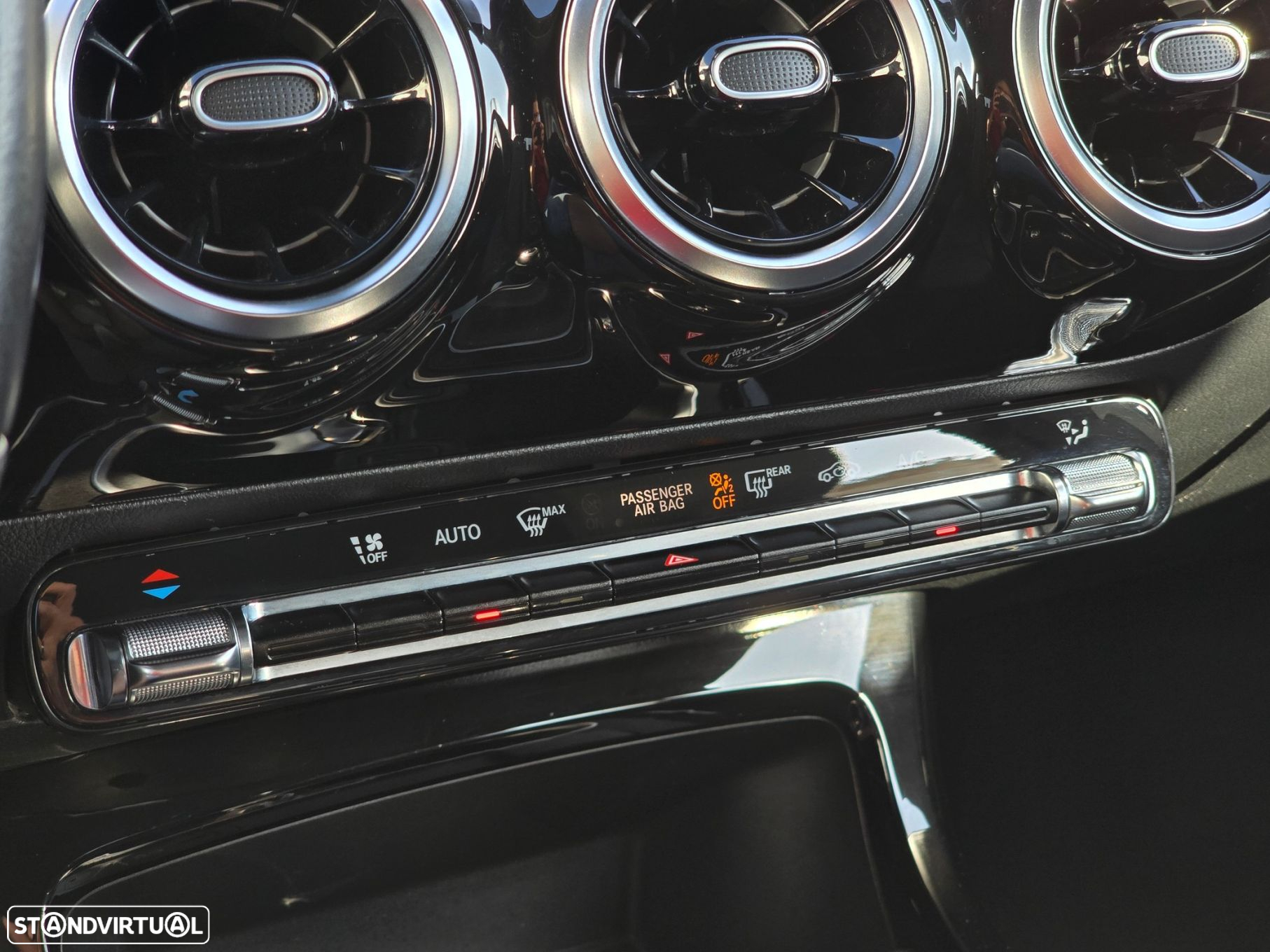 Mercedes-Benz A 180 d Business Solutions - 30