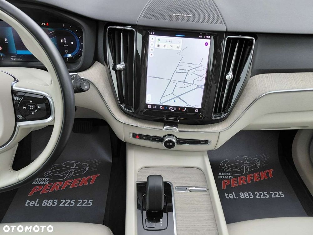 Volvo XC 60 - 24