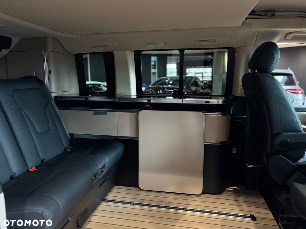 Mercedes-Benz Klasa V - 20