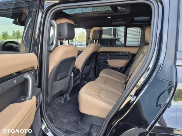 Land Rover Defender 110 D250 X-Dynamic HSE - 12