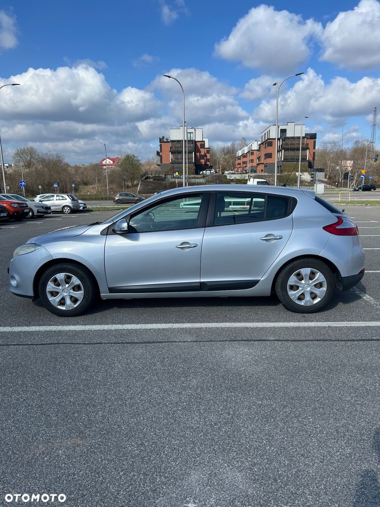Renault Megane 1.5 dCi Authentique - 8